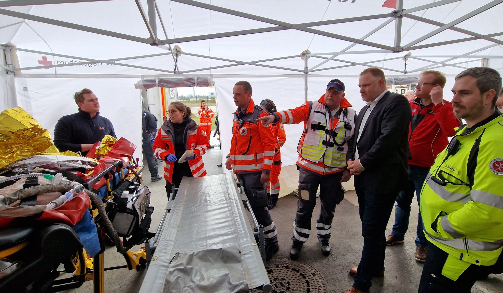 Gemeinsam Einsatzübung von Rettungsdienst und Polizei